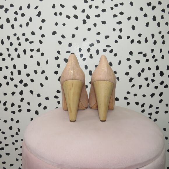 Loeffler Randall Esther Rose Lizard Embossed Textured Wooden Heel Pumps - Picture 6 of 9